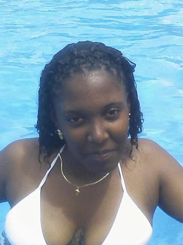 moumoune aka mounia